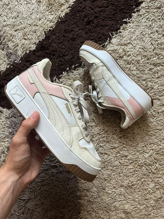 Кросівки фірми Puma