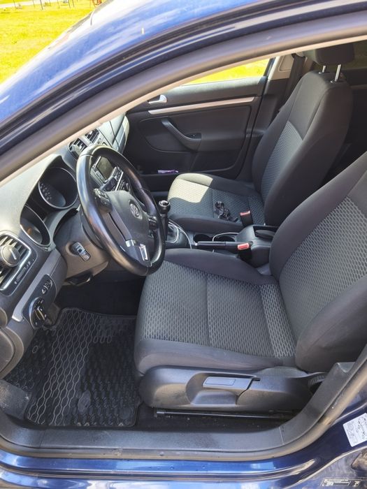 Volkswagen Golf VI