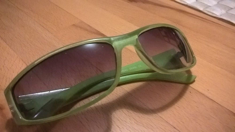 Okulary przeciwsłoneczne zielone