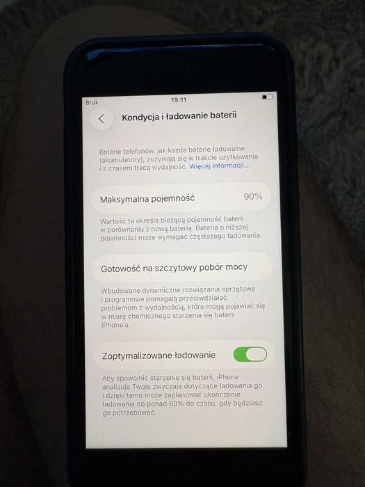 Iphone SE 3 gen. Kolor Starlight