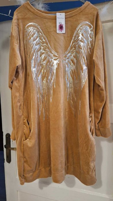 Skrzydła welurkowa tunika karmelowa.