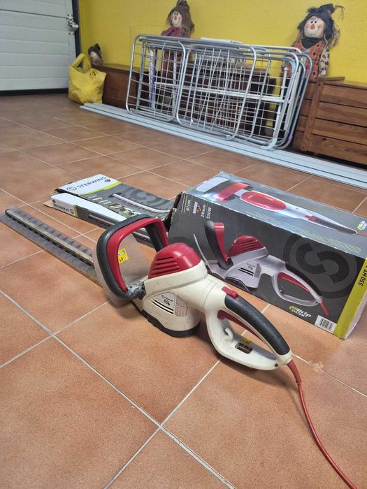 Corta-sebes elétrico Sterwins 550W 61 cm com caixa