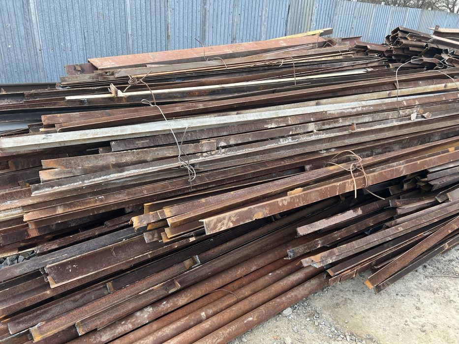 Кутник металевий 50мм*50мм. 75мм*75мм.