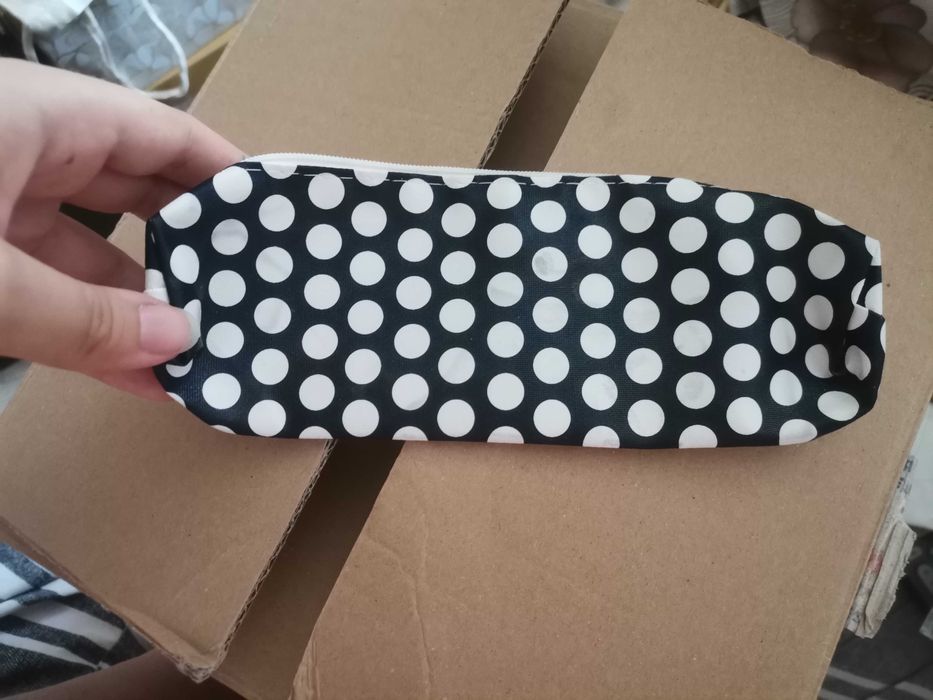 Piórniczek w kropki