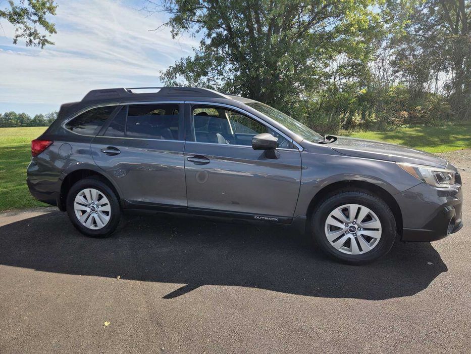 Subaru Outback 2.5      2018