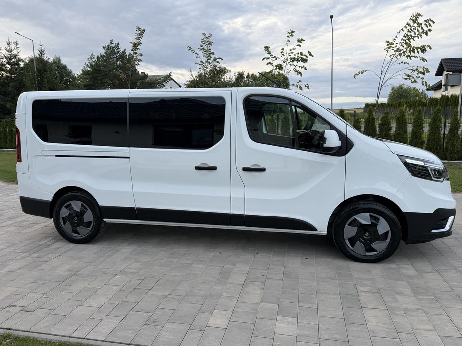 Renault Trafick 9-cio osobowy! NOWY!! Tel. 511-644-404 / 511-611-382