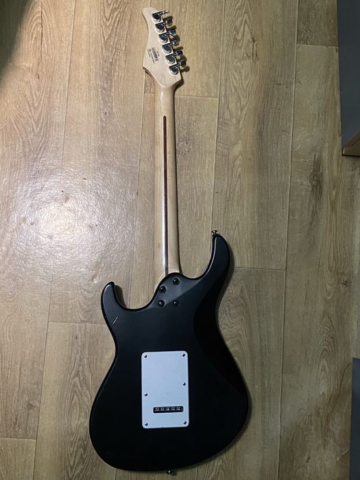 електрогітара Cort G110 продам терміново!