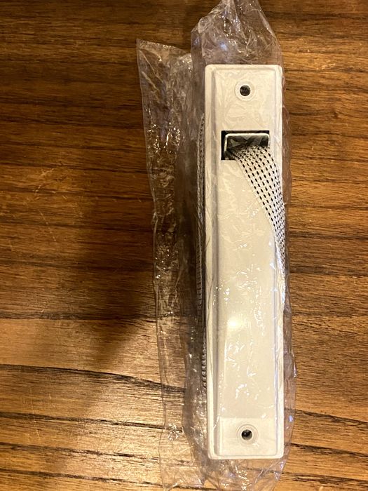 White Blind Roller and Mirror423053648641413121