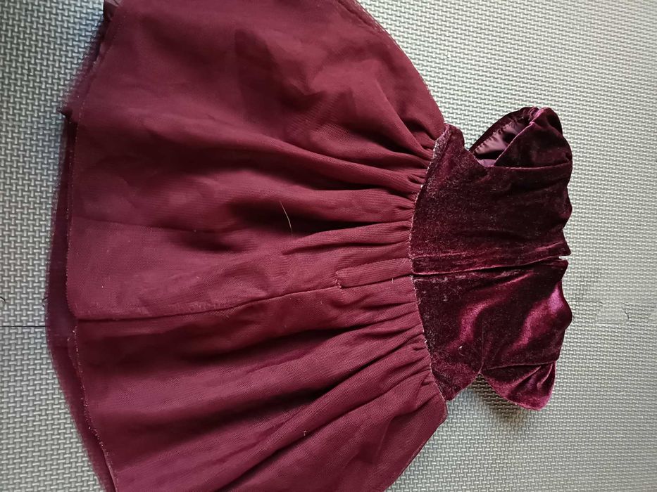 Elegancka świąteczna sukienka h&m