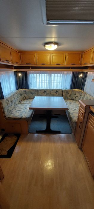 Караван кемпінги будинок на колесах кемпінг автодом причіп дача