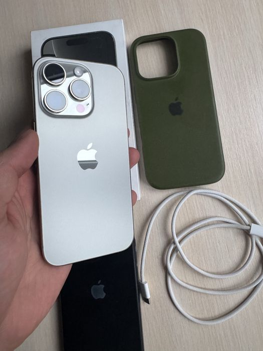 iPhone 16 Pro 256, як новий, неверлок