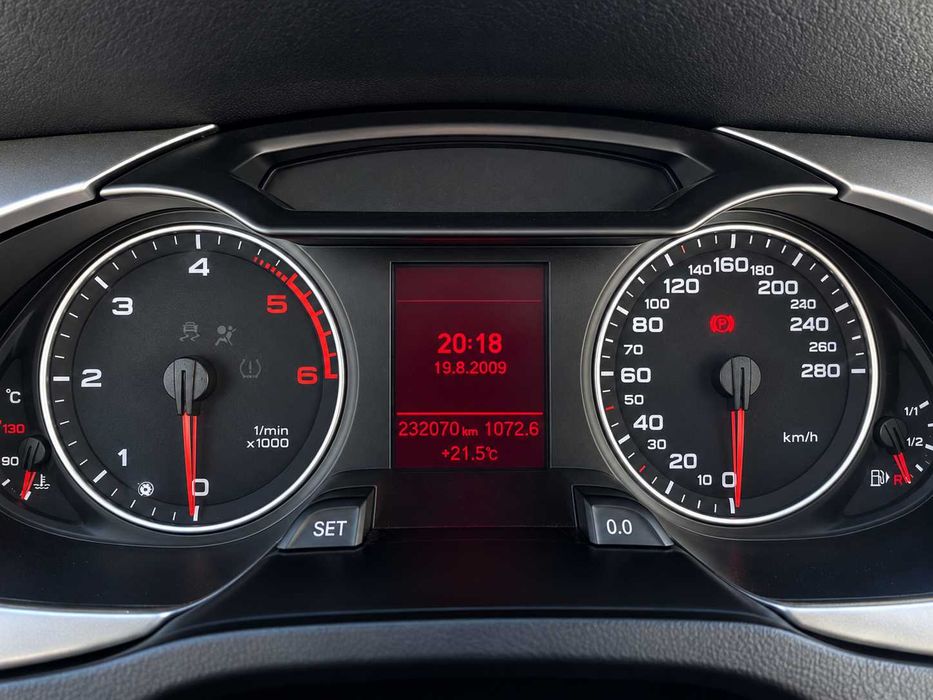 Audi A4 3.0 TDI V6 Quattro S-Line Manual — 240cv
