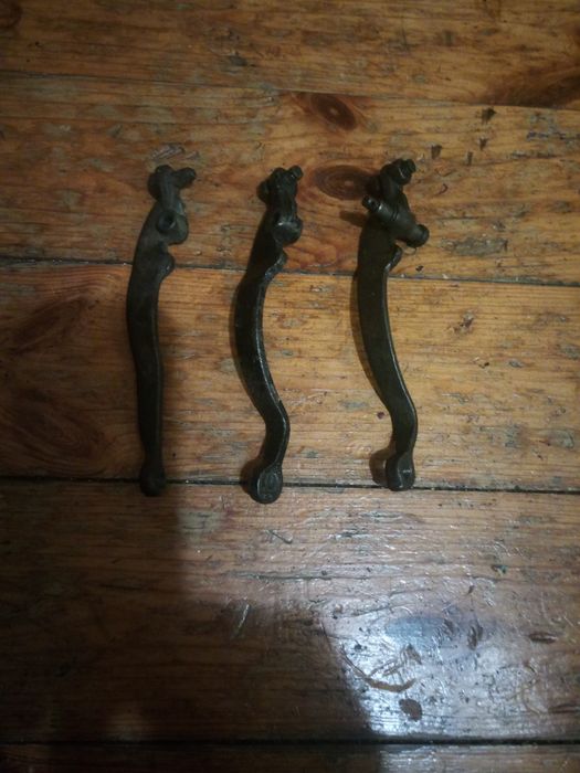 Выжимная вилка сцепления *