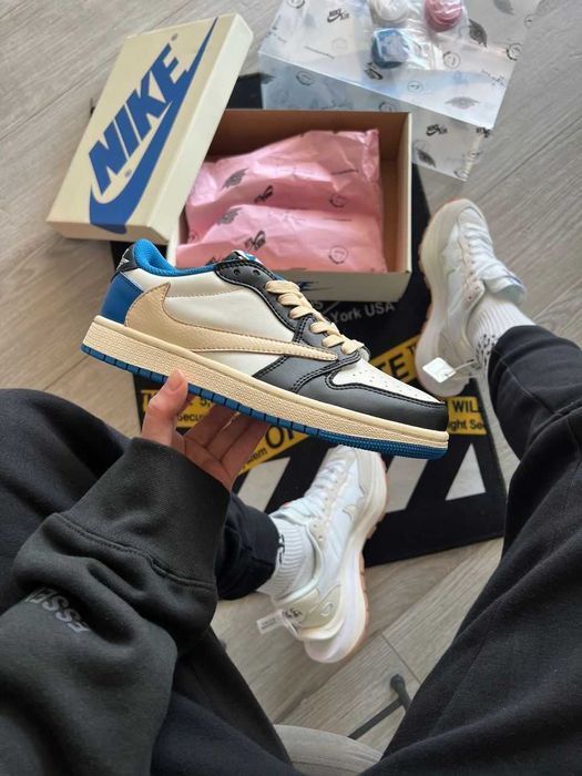 Кросівки Nike Air Jordan 1 Low Fragment x Travis Scott Blue Luxe