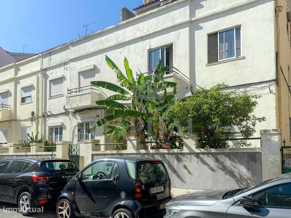 T2 em Queluz c/Terraço
