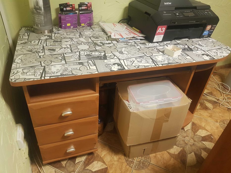 Biurko za darmo "Garażowa Wyprzedaż"