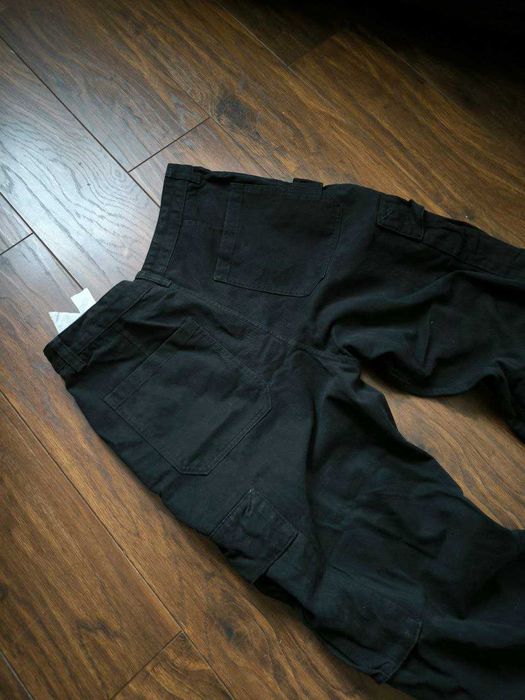 Szerokie spodnie skate style