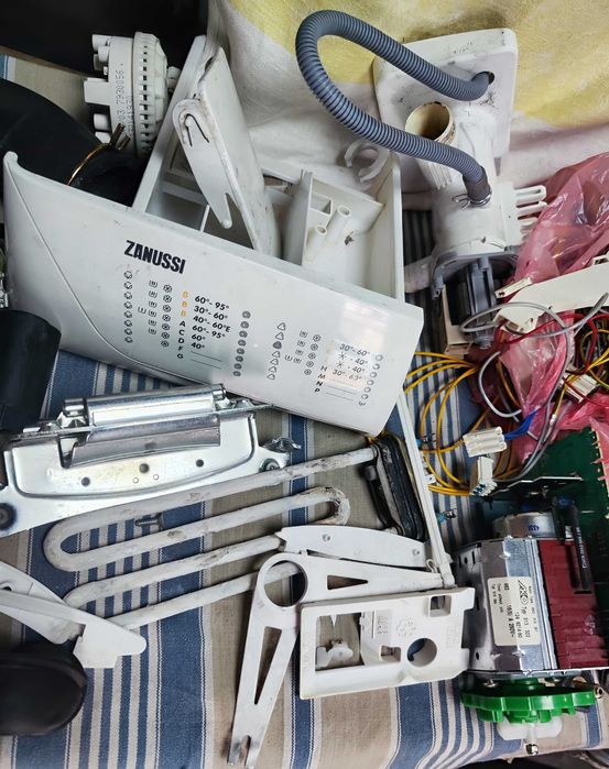 Zanussi запчасти к стиральной машине