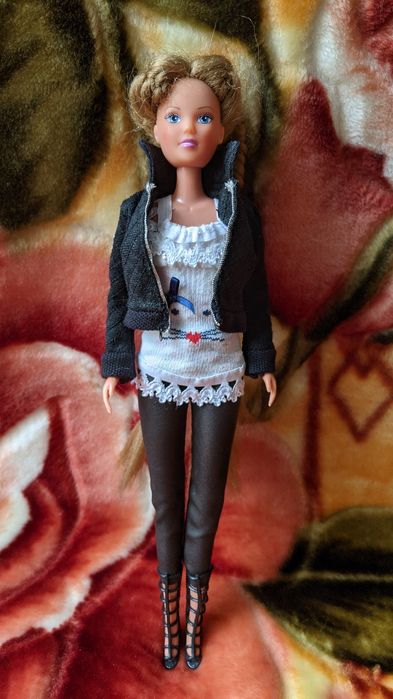 Лялька дефа перепрошита