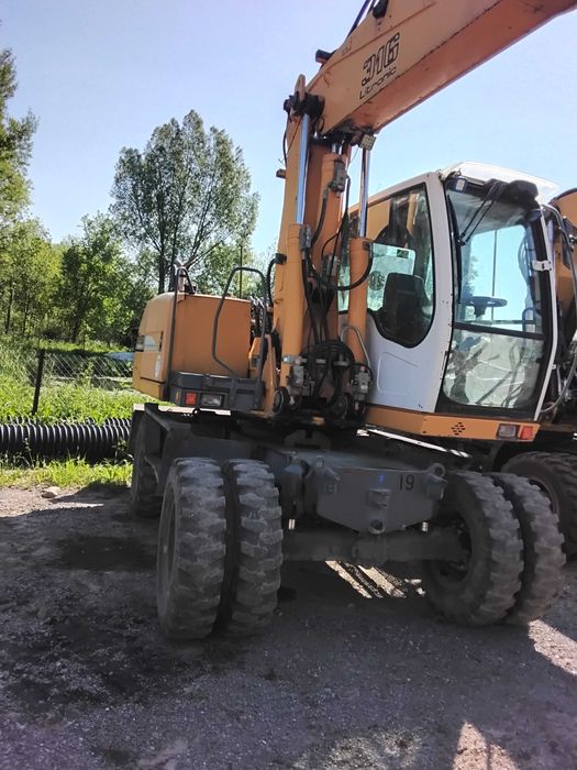 koparka libcher A316