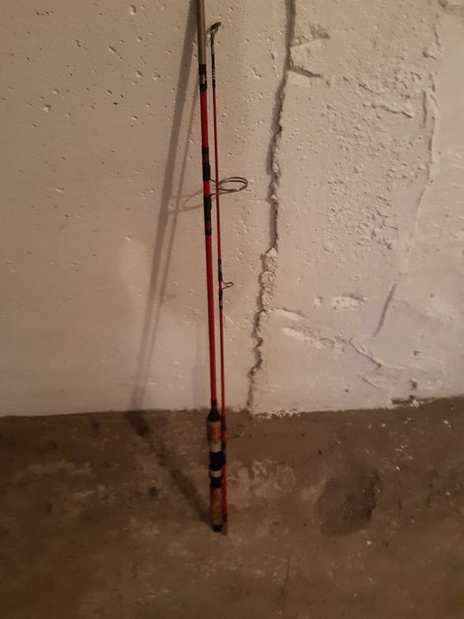 wędka spiningowa  150 cm. 10 / 25 g.