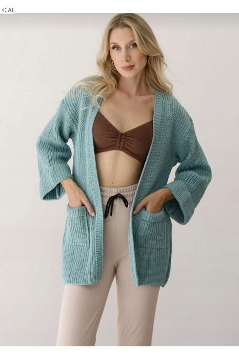 Sweter damski pleciony kardigan z kieszeniami 5ia