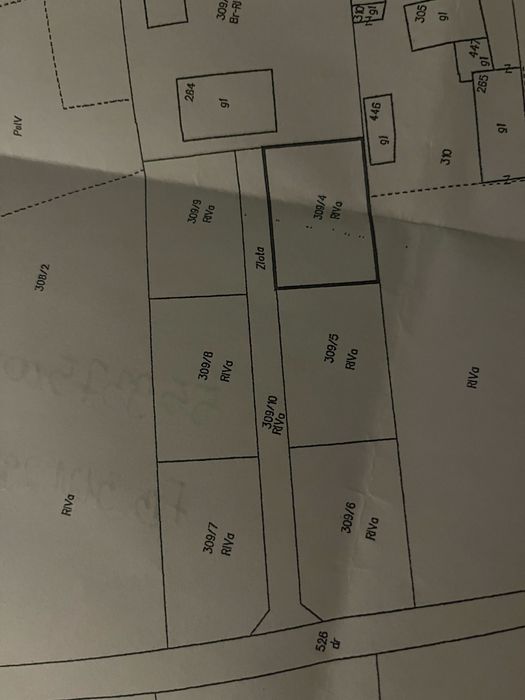 Działka na spokojnym osiedlu