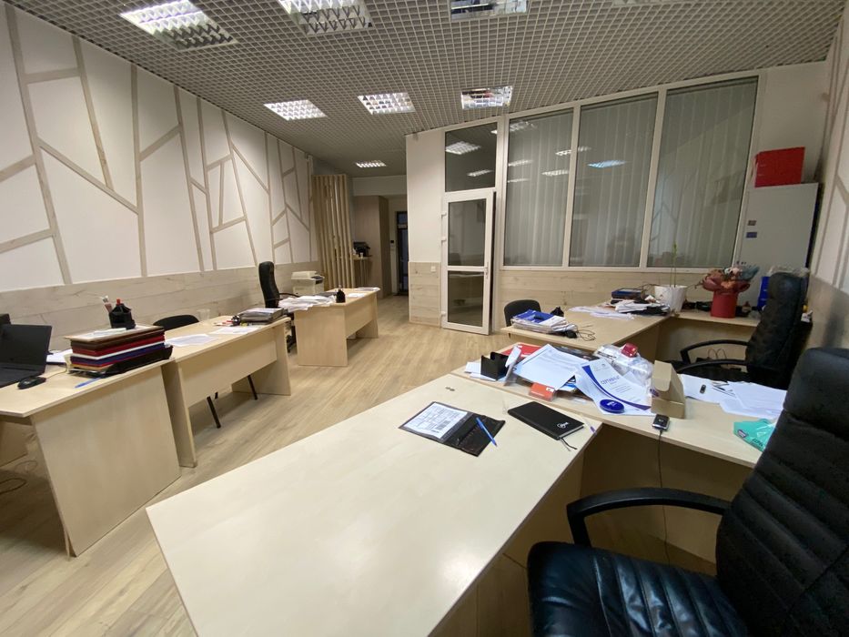 Офіс на Печерську  Коновальца 36 д БЦ Хвиля  ВІП ОХОРОНА та ЛОКАЦІЯ