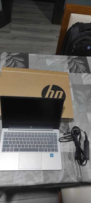 Computador Portátil HP 14 INTEL N200