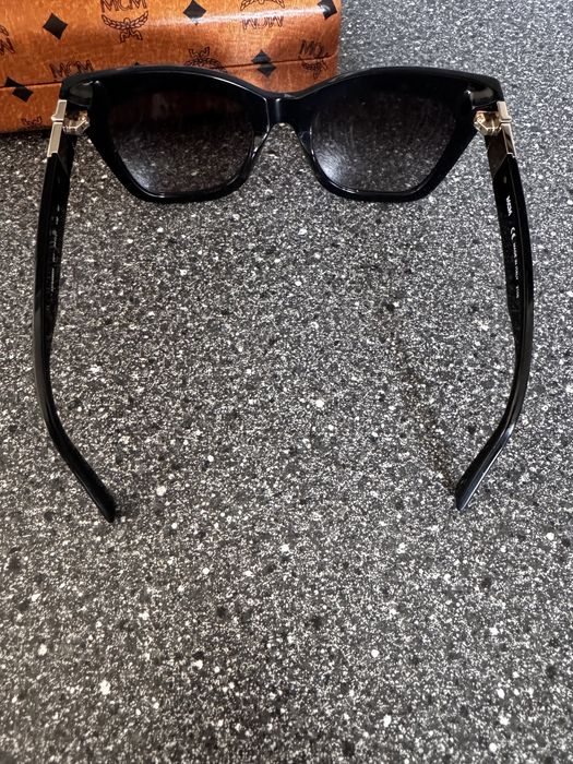 Okulary przeciwsloneczne MCM jak nowe