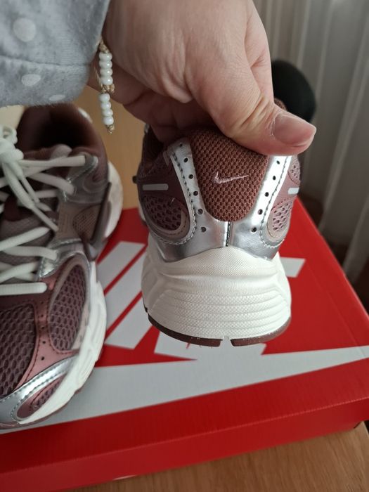 Sapatilhas Nike V5 RNR Bordeaux e Prateadas