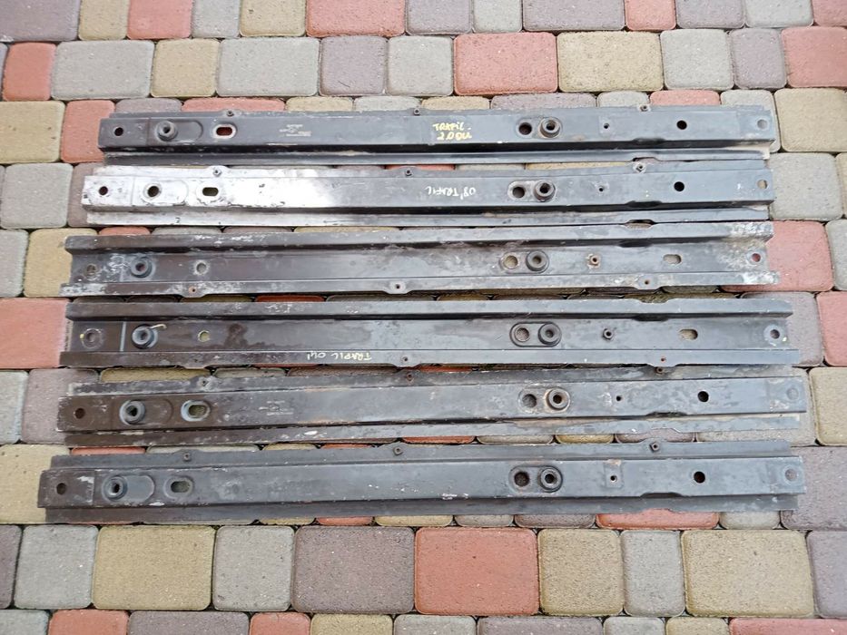 Пружини задня Vivaro,Trafic.Задня балка,фаркоп.