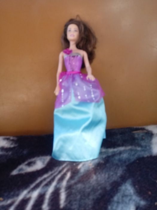 Lalka barbie.       Stan jak nowy. Polecam