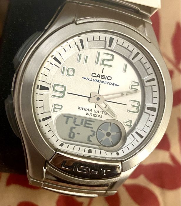 Relógio vintage Casio AQ-180W ,raro,impecavel c/caixa