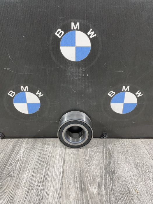 Ступічний підшипник BMW E36 Е46 Е38 Е31 Е83 Е85 Е86 Код:1597