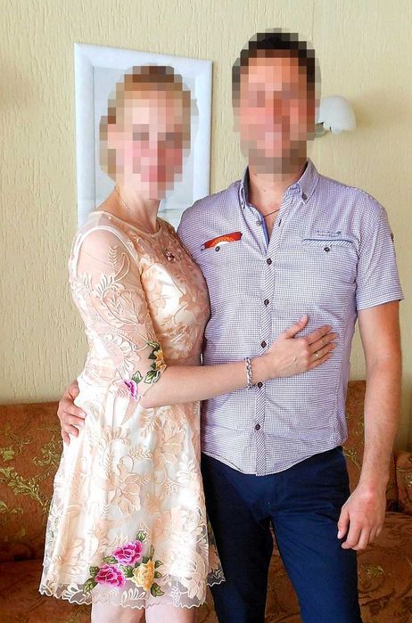 Sukienka koronkowa wyjściowa damska z haftem r.38