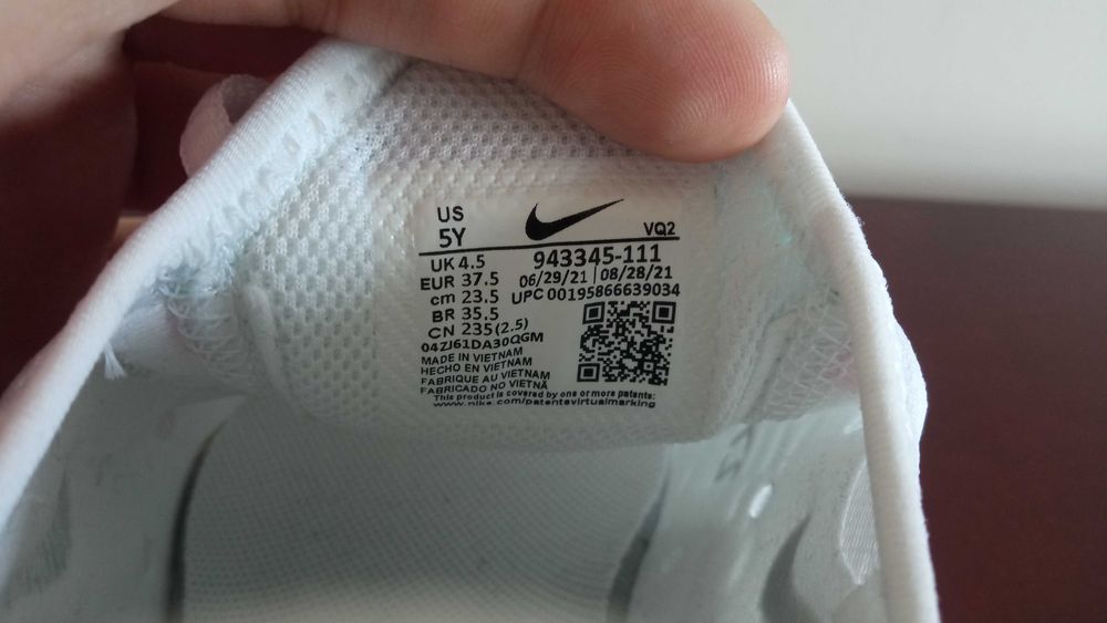 37,5 Buty Nike Air Max 270 White Red Black