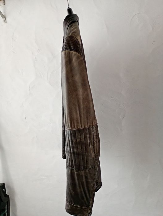 Blusão  vintage em pele castanha