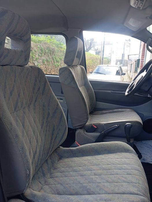 Mitsubishi space gear 1999 classe 1  8 lugares