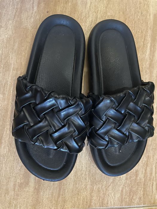 Шльопки шльопанці  літнє взуття босоніжки