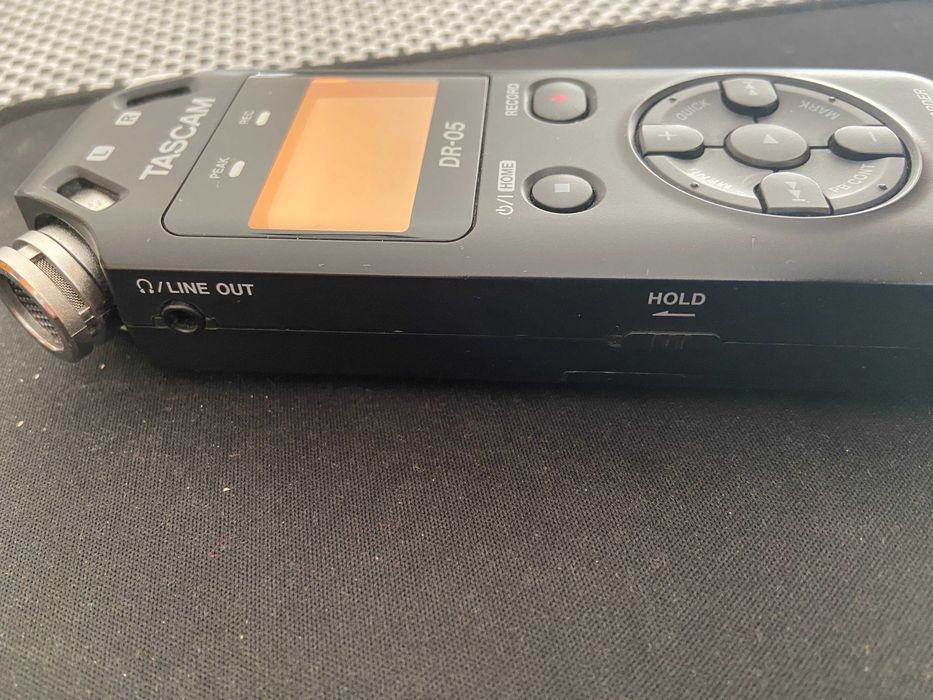 Rejestrator audio Tascam DR-05