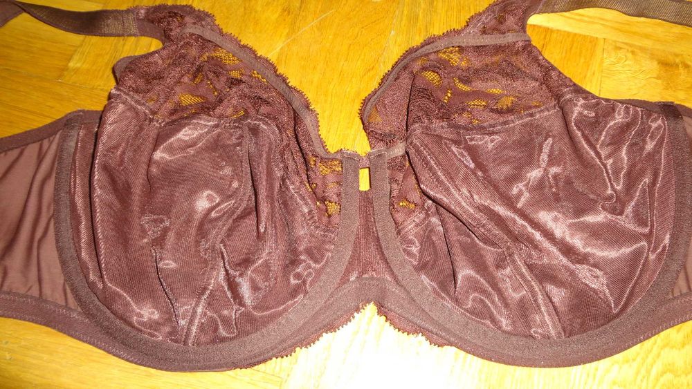 Biustonosz M&S 85G jak nowy