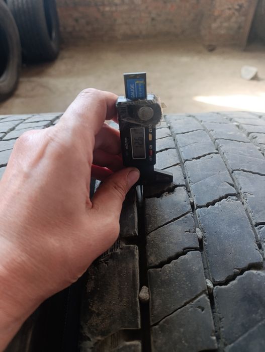 Шини Continental 315/80r22.5