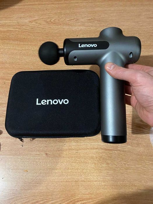 Масажор Ударний с кейсом та насадкати Lenovo