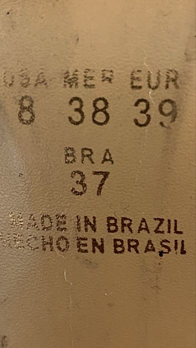 Sapatos de salto em camurca Zilian 39