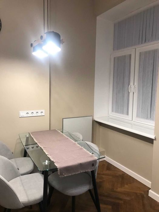 2-кімнатні апартаменти по вул.О.Кобилянської 31 з каміном і балконом