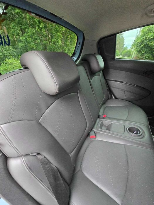 Електромобіль Chevrolet Spark EV 2015