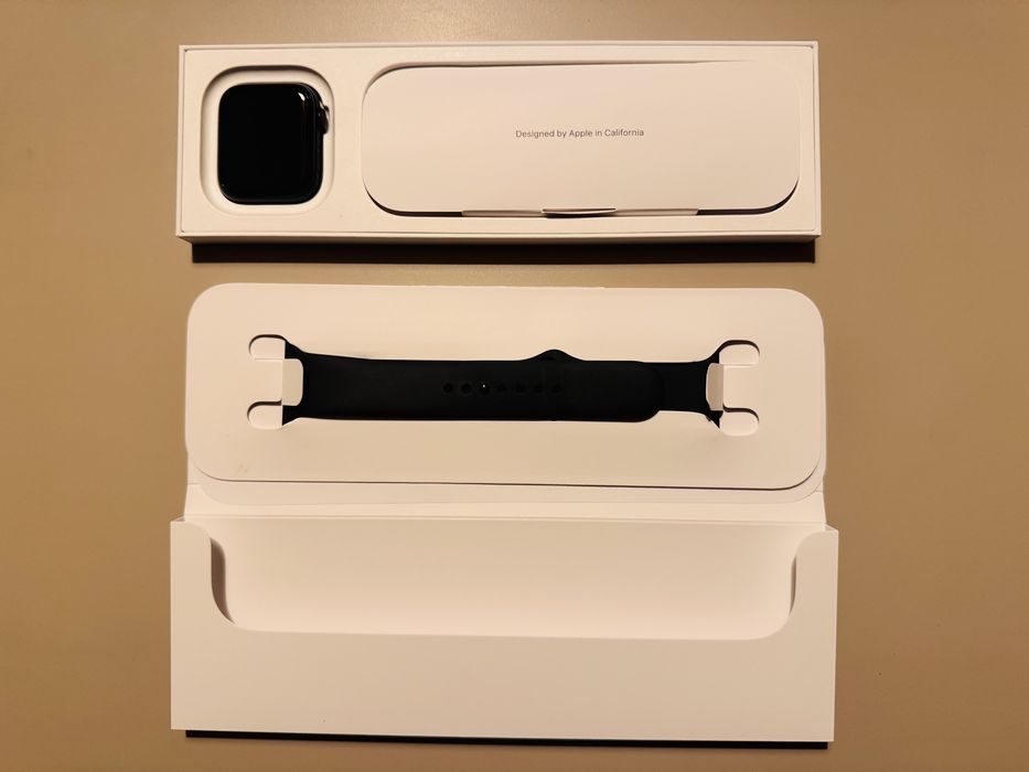 Apple Watch SE 44 GPS + Celular