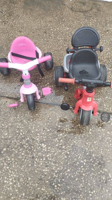 Ferrari Tricycle436288774682726401