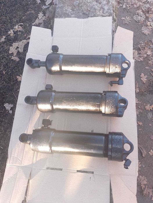 Ремкомплект на цилиндр подъема запасного колеса автомобиля УРАЛ